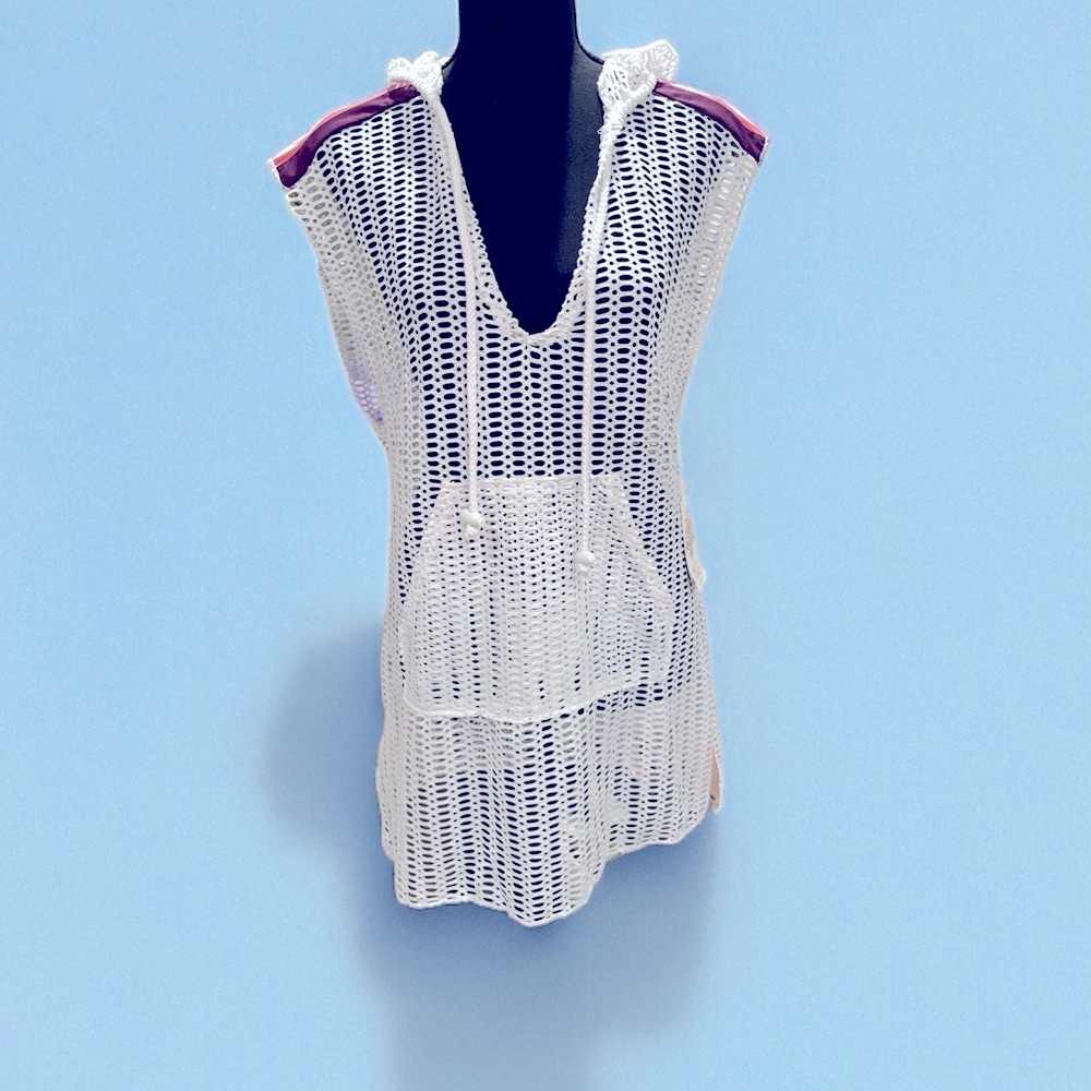 BECCA WHITE FISHNET HOODIE SWIM COVERUP. XS RAINBOW STRIPES ON SHOULDERS‎ NWT